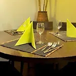 Kyriad Annecy Hotel Cran-Gévrier