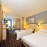 Kyriad Annecy Hotel 3*