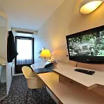 Kyriad Annecy Hotel