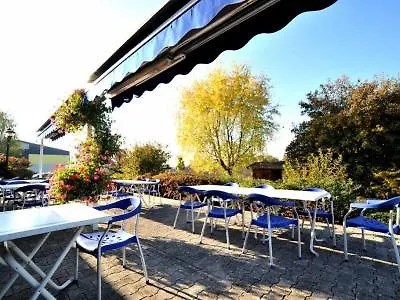 Kyriad Annecy Hotel