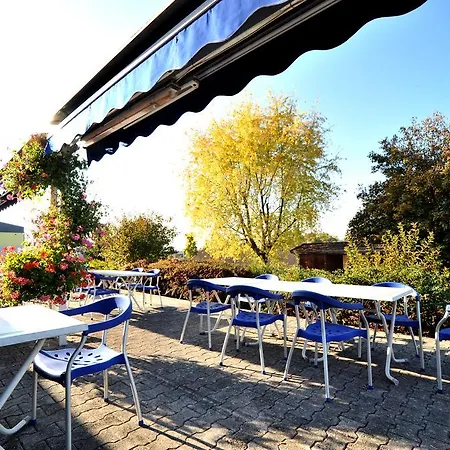 Kyriad Annecy 3* Cran-Gévrier