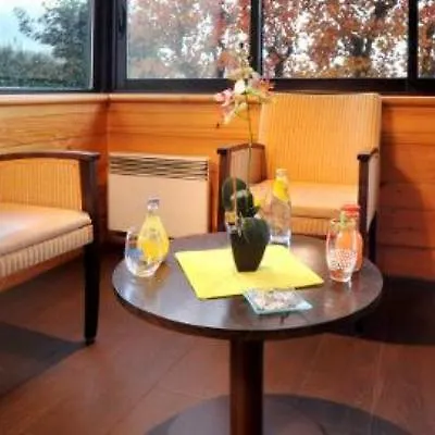 Kyriad Annecy Hotel 3*