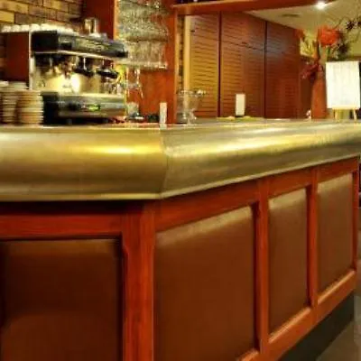 Kyriad Annecy Hotel Cran-Gévrier