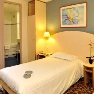 Hotel Kyriad Annecy 3*