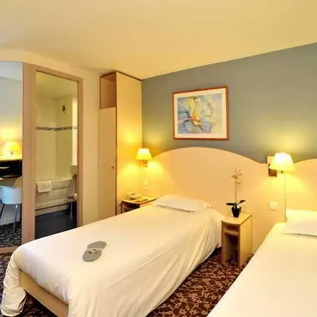 Kyriad Annecy 3* Cran-Gévrier