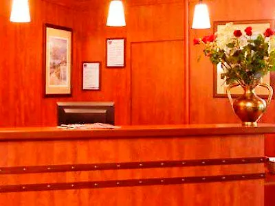 Kyriad Annecy Otel