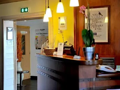 Kyriad Annecy Hotel 3*